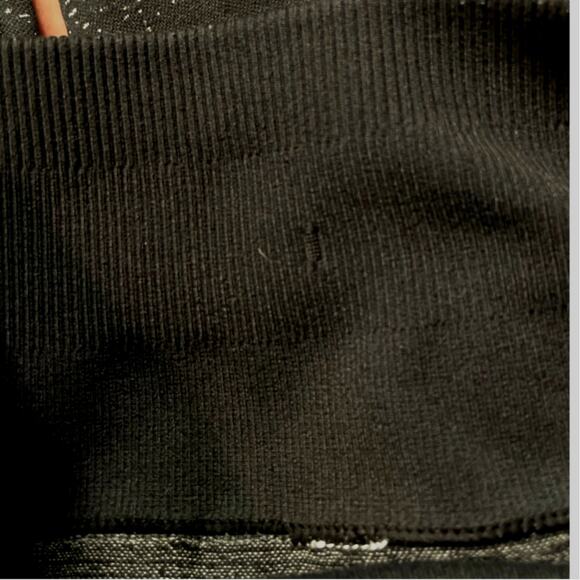 Lululemon Free To Flow 7/8 Tight Legging - Picture 9 of 16